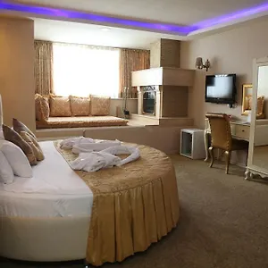 2* Hotel Golden Boutique